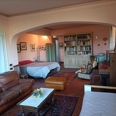 Alloggio Nella Villa Dell'Edera 아키테르메 외부 사진